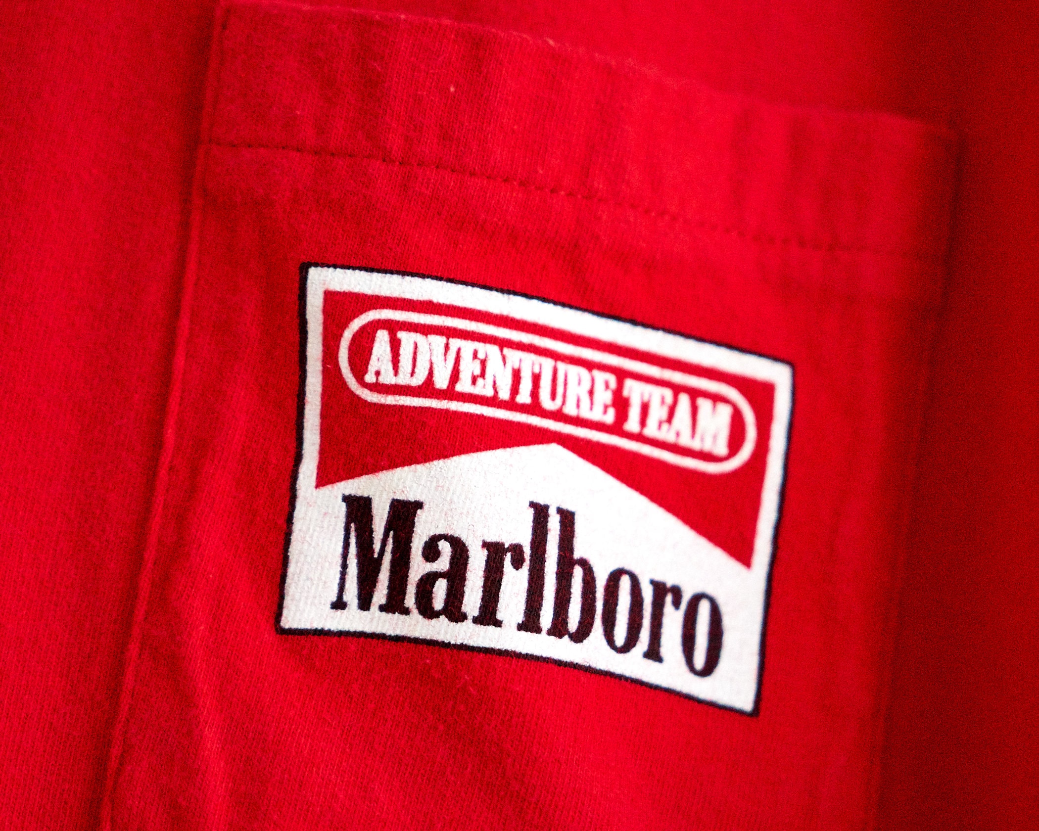 VTG Rare 1993 Marlboro Lizard Rock Pocket T Shirt Sz. XL VTG Rare 1993 Marlboro Lizard Rock Pocket T Shirt Sz. XL