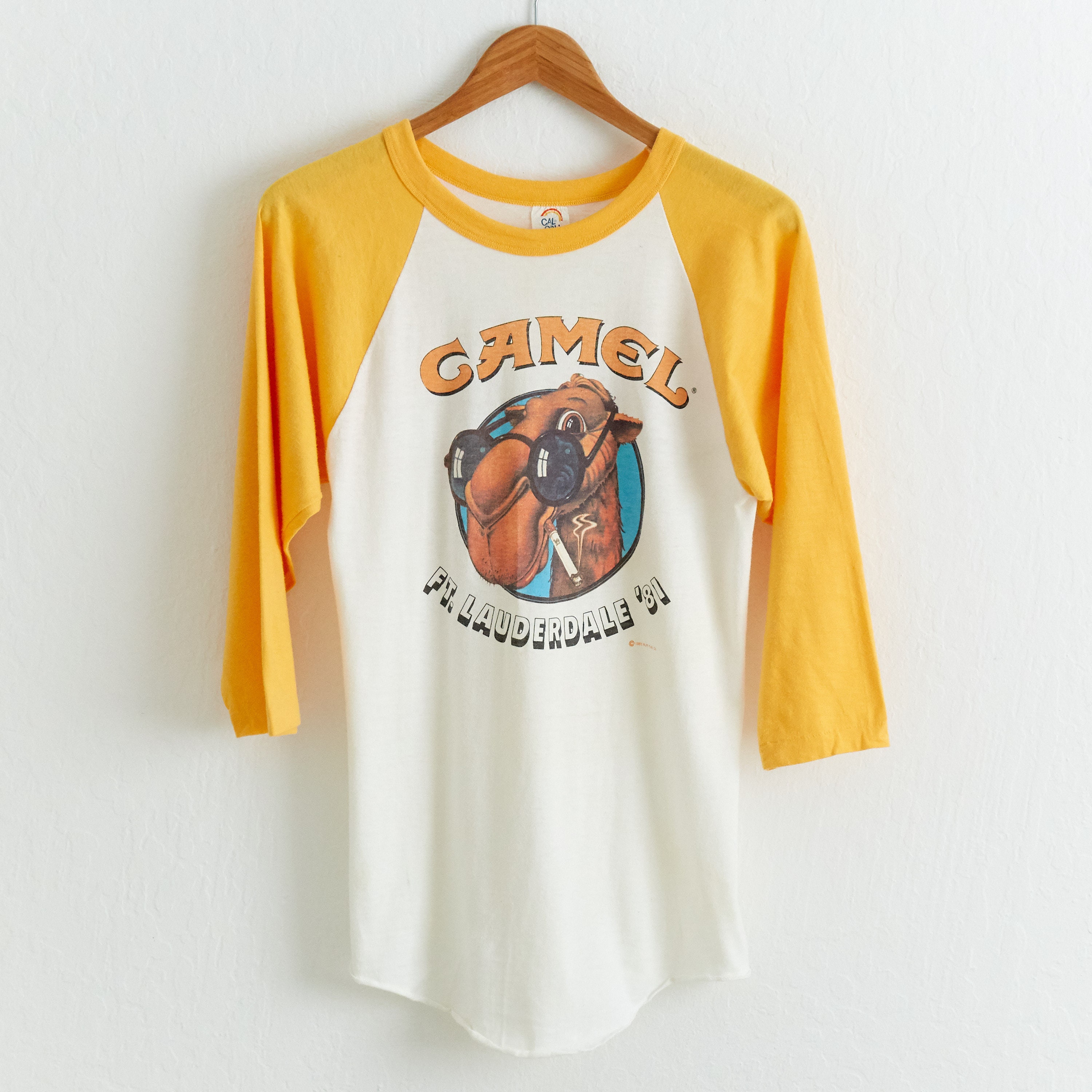 VTG RARE 1981 Camel Baseball T Shirt Sz. M Medium White