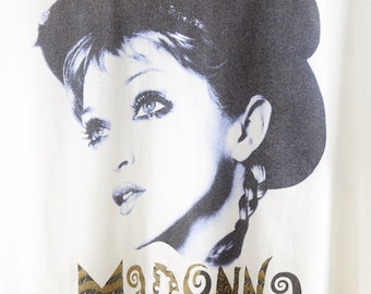 VTG 1993 Madonna the Girlie Show World Tour T Shirt Sz. L VTG 1993 Madonna the Girlie Show World Tour T Shirt Sz. L