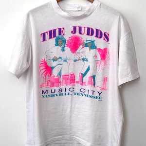 VTG 1990 The Judds Farewell Concert Tour T Shirt Sz. XL Single Stitch White Tee Country Western Nashville Tennessee Wynonna Naomi Judd