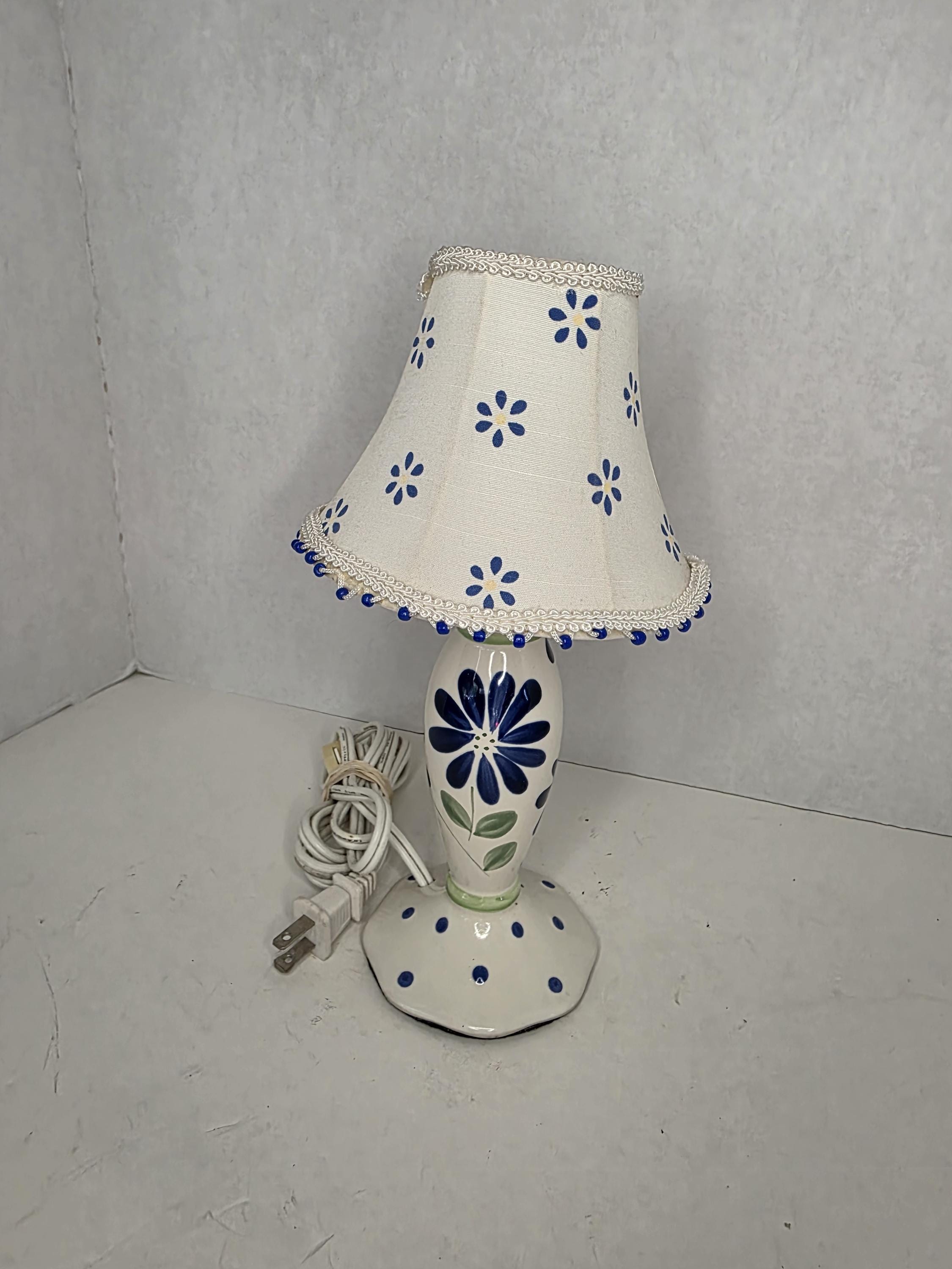 Pfaltzgraff Mini Bedside Lamp Floral  Pottery