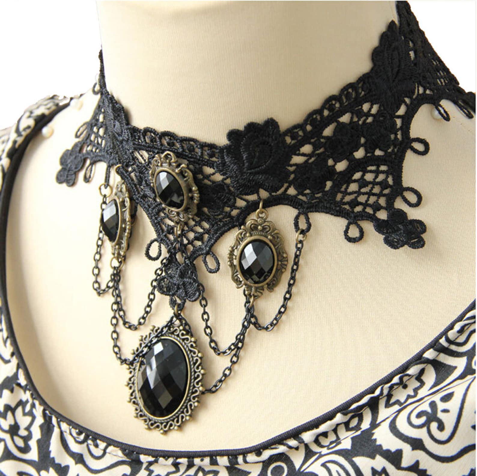 Gothic Black Lace Choker Necklace – Vampire Style With Rhinestone Pendant, Adjustable Cosplay & Halloween Jewelry