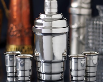 WALKER & HALL Silver Plate - Art Deco Cocktail Shaker - 8
