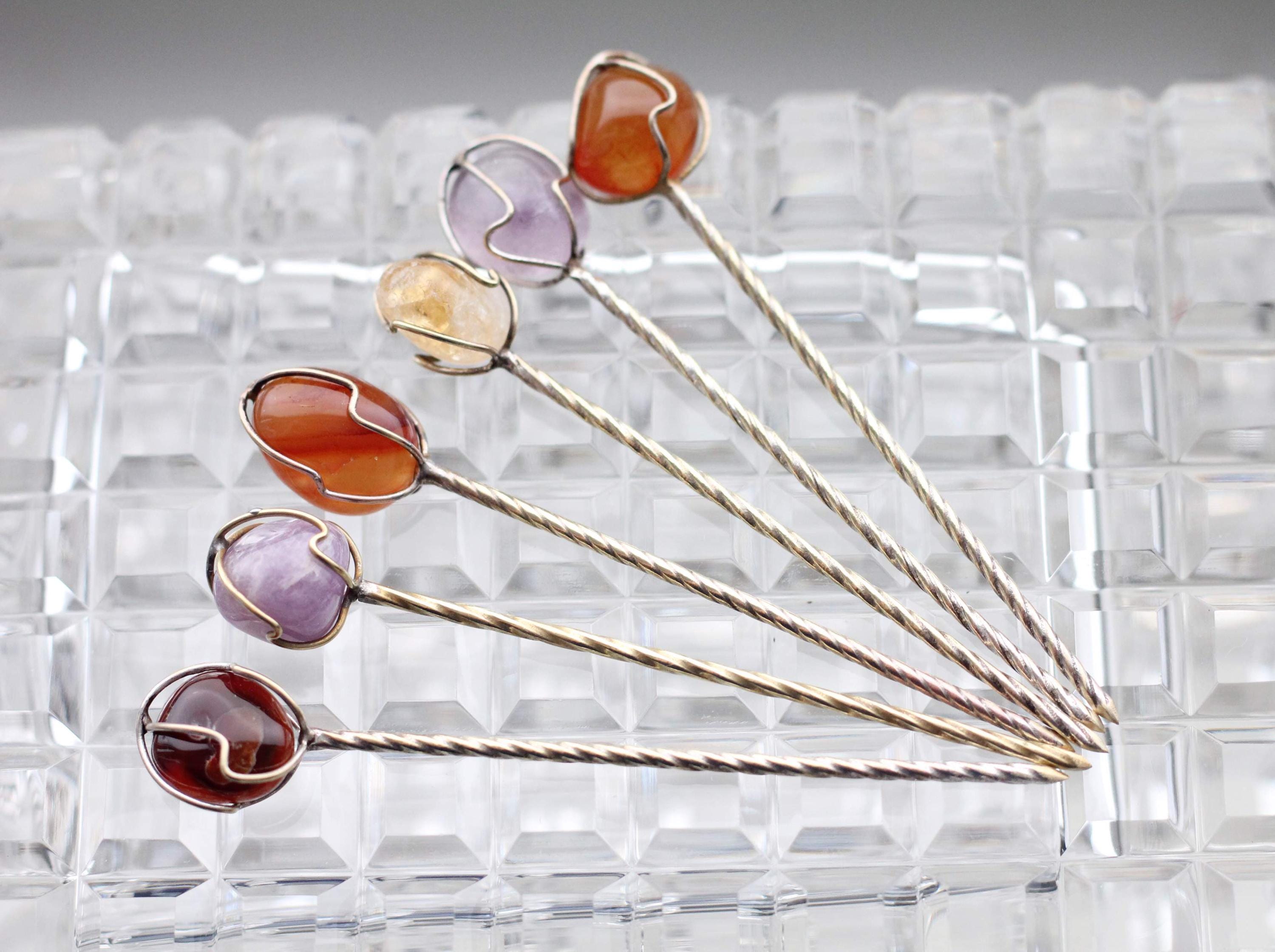Lot De 20 Brochettes Cocktail Vintage En Plastique Sur Support - Années 60 (Allemagne)