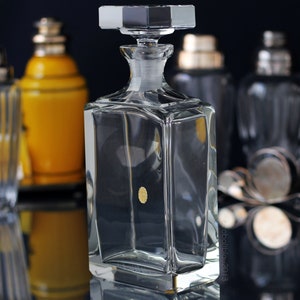 Whiskey Decanter, Cut Crystal, Cut Glass, Liquor Decanter / Whiskey Carafe, Spirits Carafe, Barware & Bar Cart Accessories