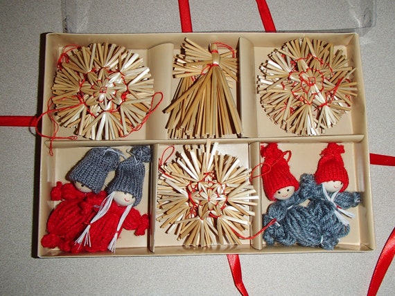 Scandinavian Red Heart 1 1/4 Wooden Ornaments Box of 24 