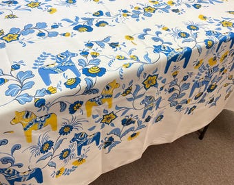 Scandinavian Swedish Dala Horses & Kurbits Flowers on White Table cloth Fabric with 5-6 inch Blue and Yellow Horses