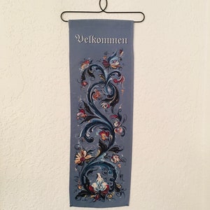 Scandinavian Norwegian Welcome Velkommen Rosemaling Wall Hanging