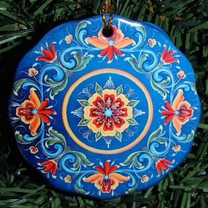 Norwegian Rosemaling Ceramic Ornament 2 3/4" Artwork by Lise Lorentzen