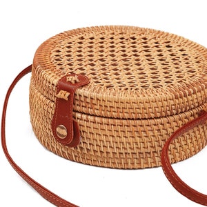 Round Rattan Bag, crossboody bag, French Basket, rattan messenger, straw beach bag, rattan purse, small shoulder bag, straw messenger bag zdjęcie 1