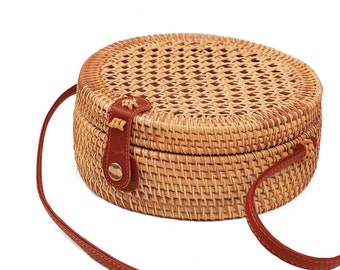 Round Rattan Bag, crossboody bag, French Basket, rattan messenger, straw beach bag, rattan purse, small shoulder bag, straw messenger bag