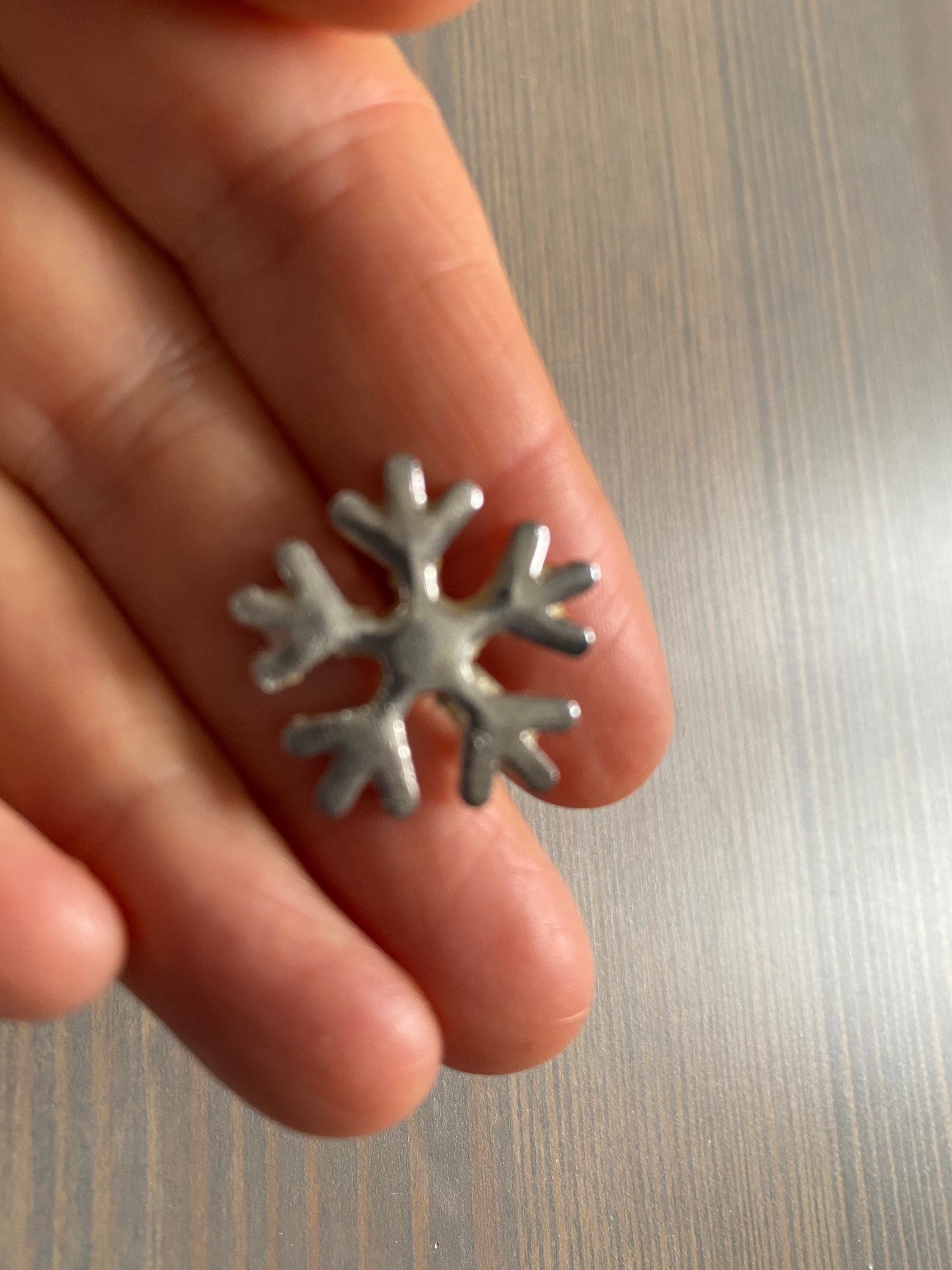 Fine silver snowflake