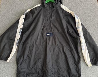 Y2k Nike nylon parka met gestreepte mouwen, maat 2XL
