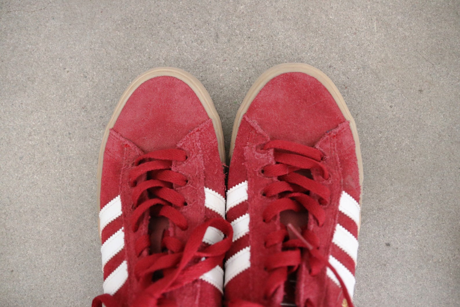 Adidas Red Suede Campus Gum Sole Scarpe Sz 9 | Etsy