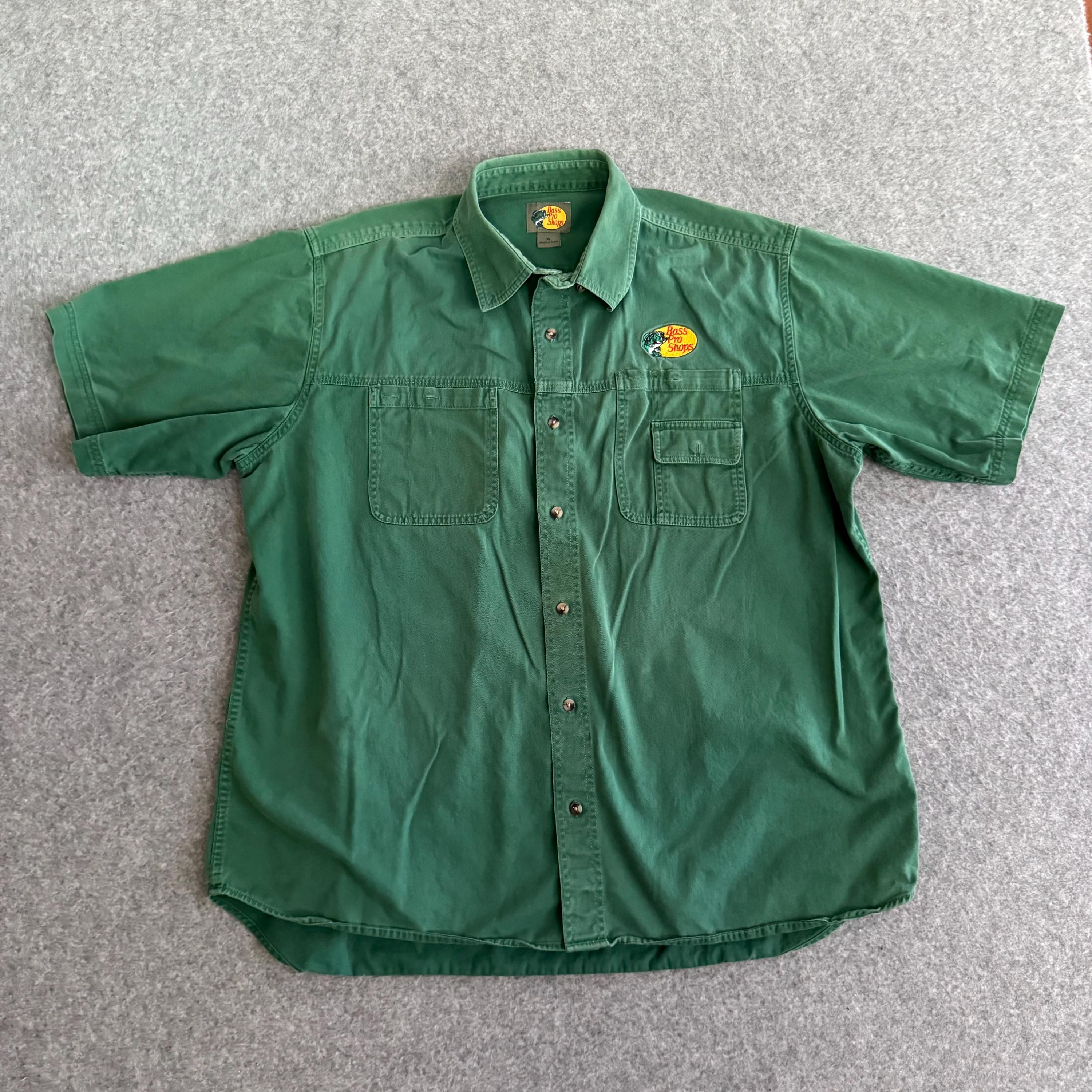 BASS PRO SHOPS フィッシングシャツ グリーン M（L） Bass Pro Shops | Green Short Sleeve Logo T-Shirt | Men's Size 2XL