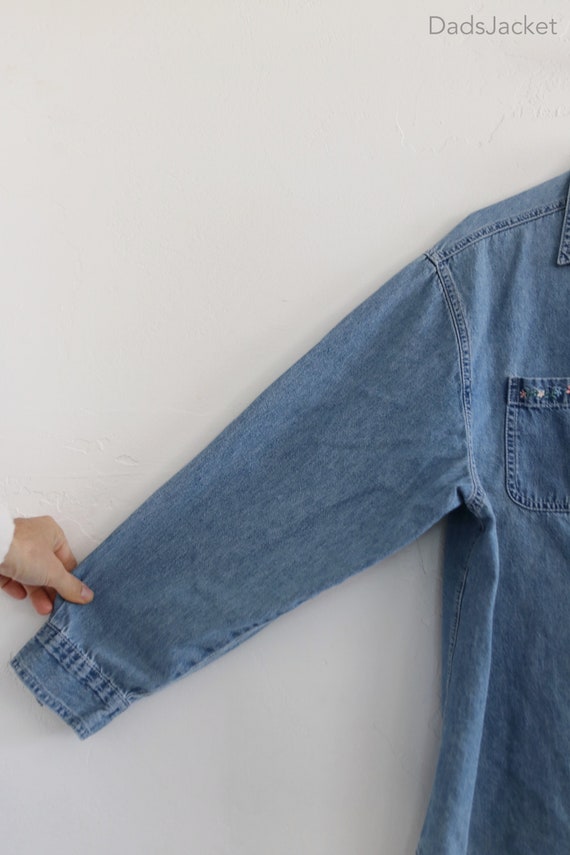 90s Chambray Denim Embroidered Button Long Sleeve… - image 4