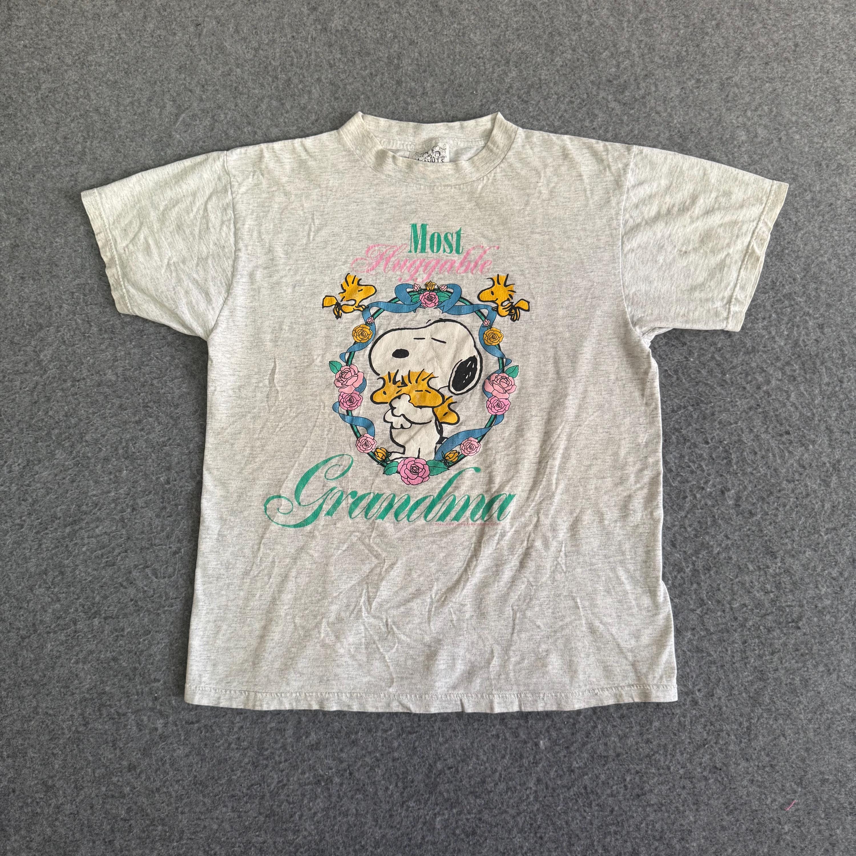 Snoopy Most Huggable Grandma Grey Heather Peanuts Vintage Tee