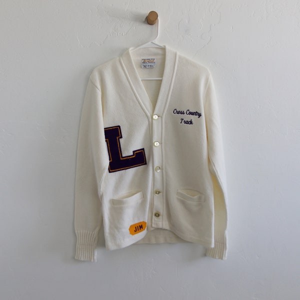 70s Varsity Knit Embroidered Acrylic Bristol White Cardigan Sweater Medium