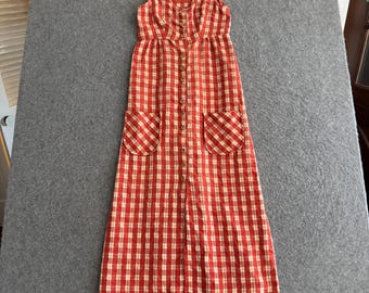 Maxi-jurk zonder mouwen van gebreid linnen met houten knopen uit de jaren 80, taille 26 inch.