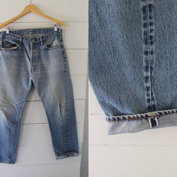 Vtg Levis 501xx Light Wash Selvedge Button Fly Jeans Men's 32 x 29