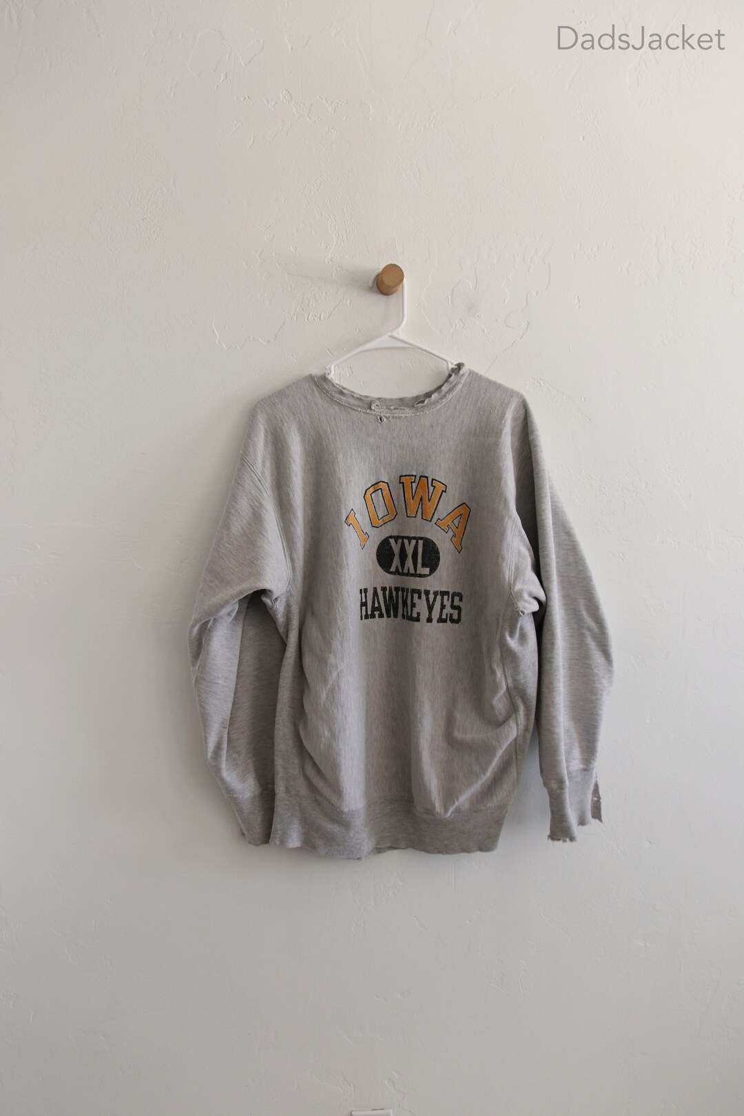 Champion - Reverse Weave Crewneck Iowa Hawkeyes Black