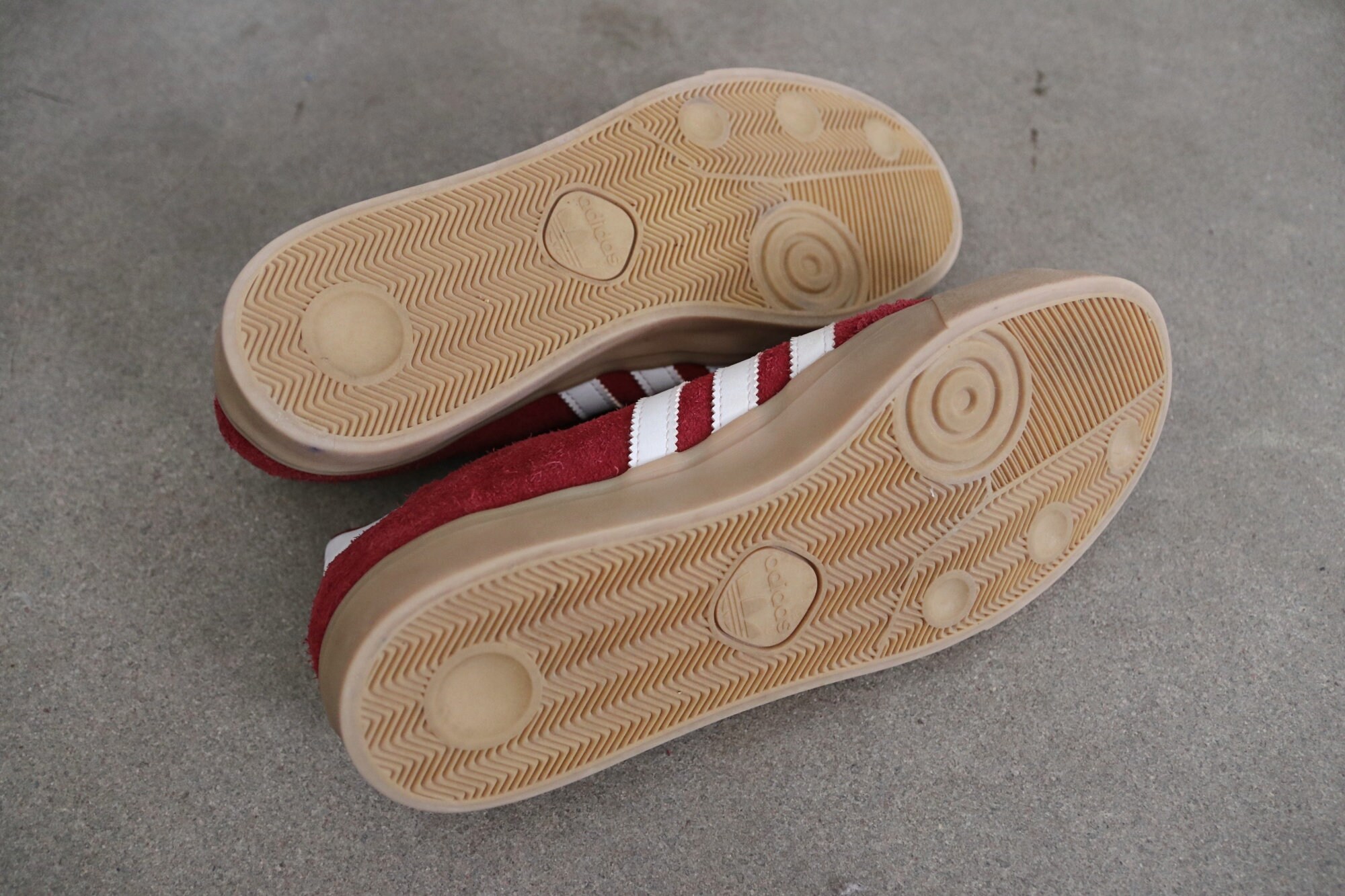 Adidas Red Suede Campus Gum Sole Scarpe Sz 9 | Etsy