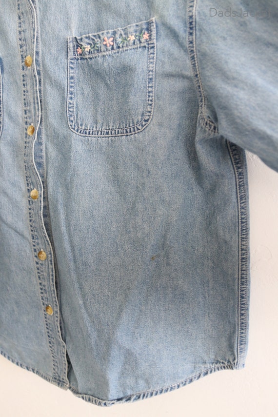 90s Chambray Denim Embroidered Button Long Sleeve… - image 6