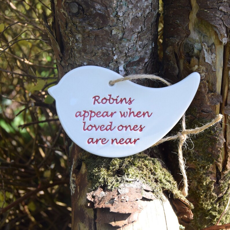 Animal Crackers Ornamento Ricordo Con Pettirosso E Pietra, Scritta 'Your Loved Ones Are Near', Altezza 15,5 Cm, Per Giardino E Tomba