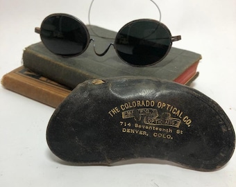 Antique Spectacle Sunglasses  Riding Glasses 1920s DENVER Colorado Optical Co Leather Case History Memorabilia