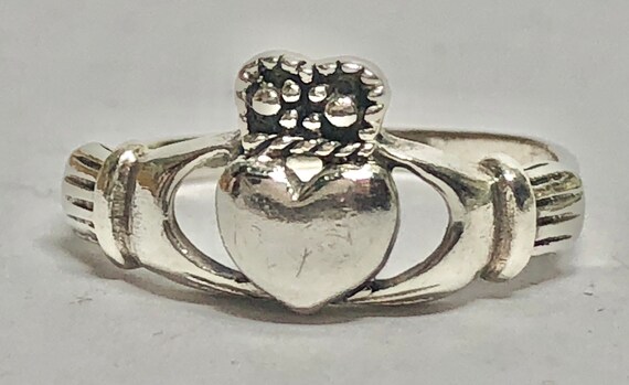 Vintage Irish Claddagh Ring Marked 925 Silver Siz… - image 2