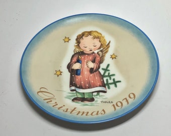 SALE Vintage 1979 Christmas Starlight Angel Schmid Collectors Plate Sister Berta Hummel w Orig Gift Box