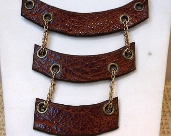 Brown Three Piece Dangle Necklace