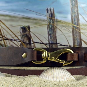 Swivel Snap Hook Leather Belt