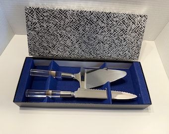 Vintage MCM Vernco Stainless Steel and Lucite Cake Serving Set Beautiful Knike and Server