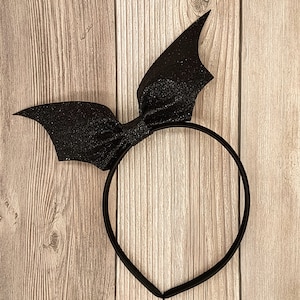Halloween black bat bow headband, Halloween spooky season, Disney Boo Bash, Bat headband, Hair accessory