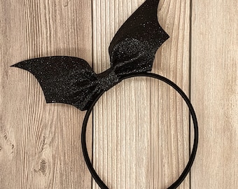 Halloween black bat bow headband, Halloween spooky season, Disney Boo Bash, Bat headband, Hair accessory