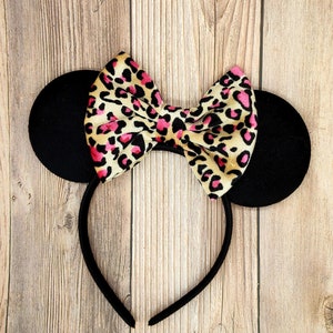 Black Velvet mouse ears with cheetah velvet bow, Animal Kingdom, pink cheetah pattern bow