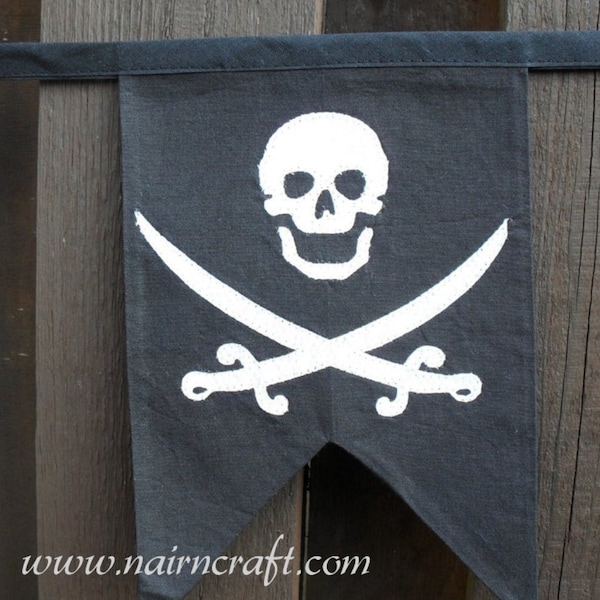 Pirate Bunting with Fabric Pennants Jolly Roger Swash buckle Flags use as Banner Photo Prop, Pirate Party or Pirate Bedroom Decoration