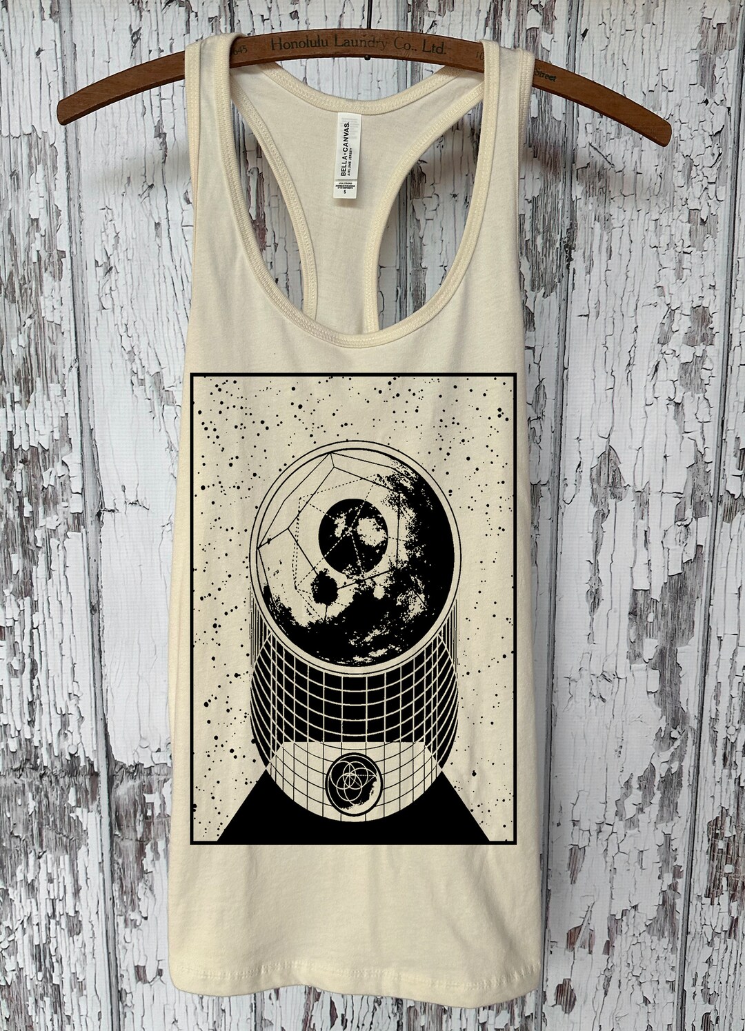Dames ALPHA MOON Geometry tankshirt dodecaëder psychedelische maan - Etsy  België, image size:1080x1495