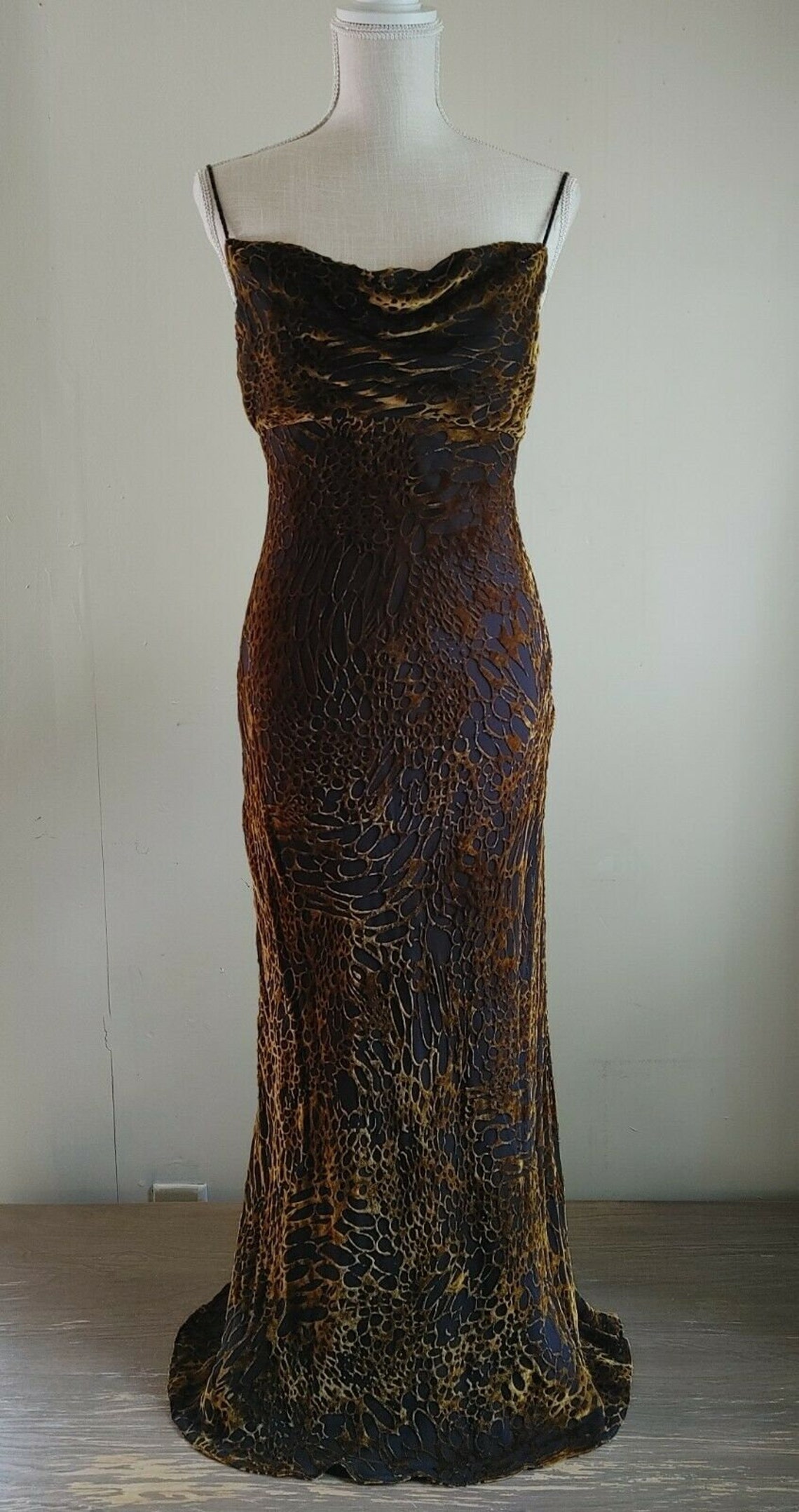 oleg cassini evening gowns