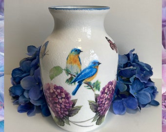 Bluebird and Flowers Vase, Blue Bird Gifts, Decoupaged Vases, Blue Bird Vase, Hydrangea and Birds, Hydrangea Gifts, Gifts Under 50