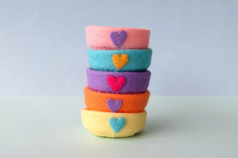 Miniature Wool Felt Ice-cream Cones, Ice Cream, fairy garden, felt food, dollhouse toy, dollhouse food image 6