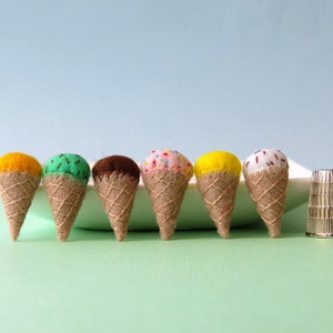 Miniature Wool Felt Ice-cream Cones, Ice Cream, fairy garden, felt food, dollhouse toy, dollhouse food image 10