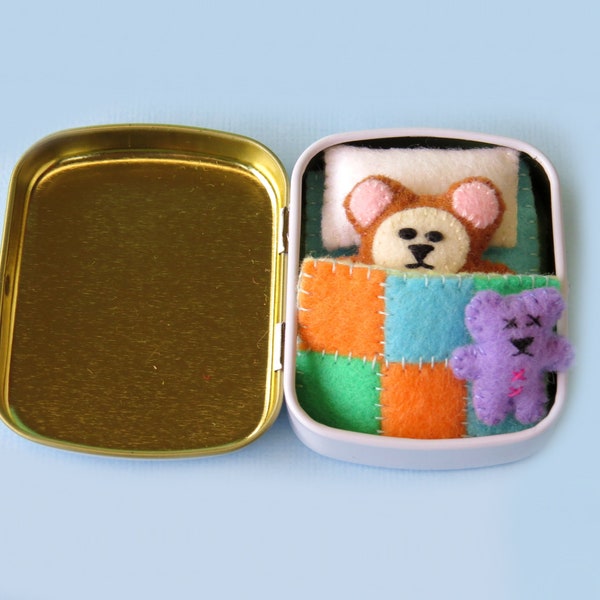 Miniature Felt Teddy Bear Playset: Tiny Bed in a Tin