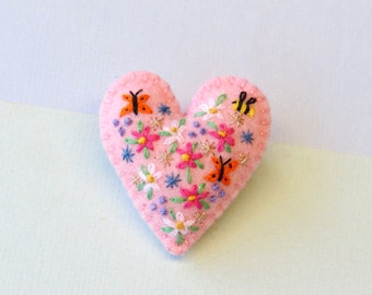 Handmade Felt brooch, Heart brooch, embroidered heart, embroidered brooch, teacher gift, heart pin, felt embroidery, Valentine's Day, pink