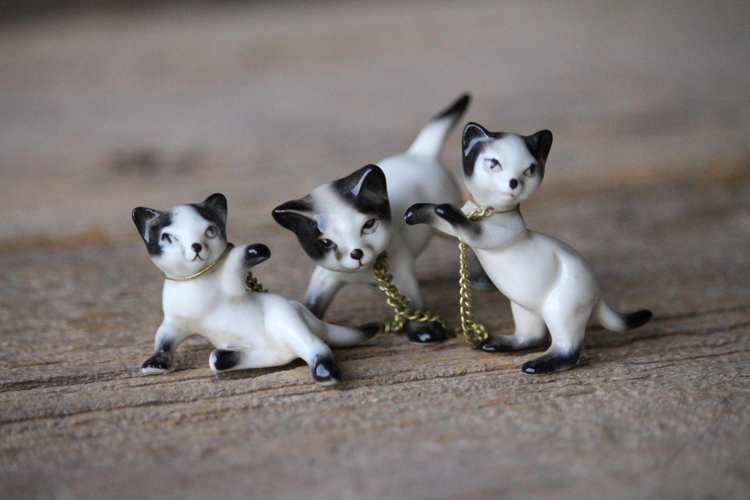Mother Cat Kitten Figurine - Etsy