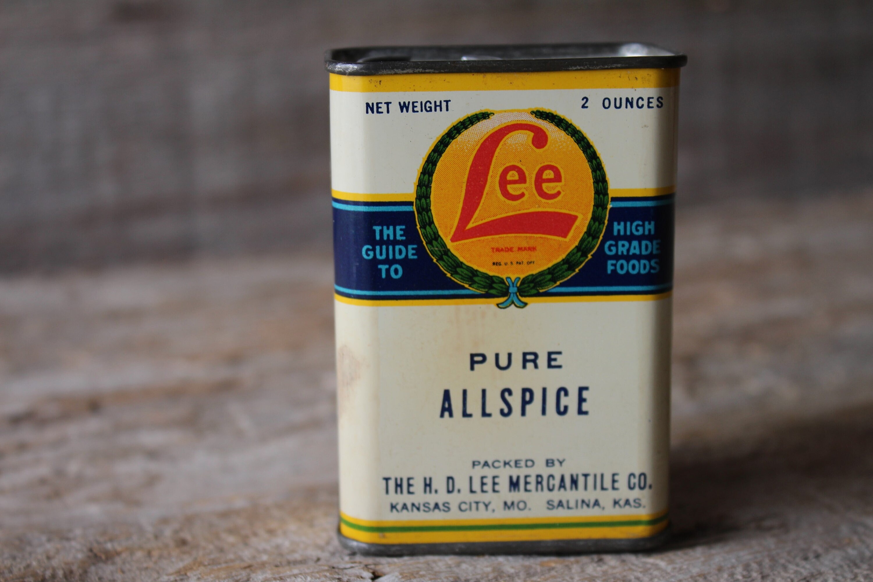 Lee スパイス　缶　ビンテージ Lee Brand Allspice Antique Spice Tin From H. D. Lee Mercantile
