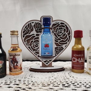50ml Valentines Day Alcohol Heart Stand 3mm & 6mm Digital File
