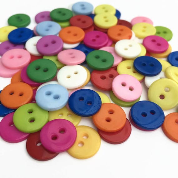 PLASTIC 11MM COLOURFUL ROUND BUTTONS MIXED COLOURS CRAFT MAKING TWO-HOLE