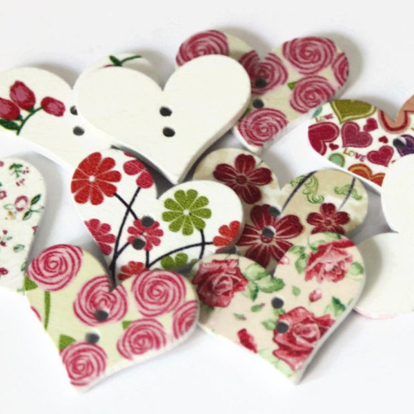 10 Flower Heart Buttons - Large Wooden Buttons - 22mm x 29mm - Heart Shape Buttons - Vintage Style Buttons - White Floral Heart - PW141